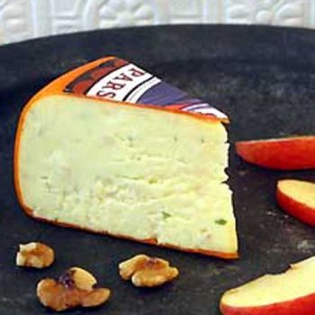 Olde Hudson - Harlech Cheese - Welsh Cheddar Cheese